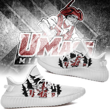 Load image into Gallery viewer, UMass Minutemen NCAA Sport Teams Yeezy Boost 350 V2 Trends 2019 T1810 - V05-29