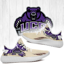 Load image into Gallery viewer, Scratch Central Arkansas Bears NCAA Yeezy Boost 350 v2 Shoes Christmas Gift L1810-219